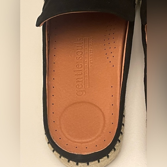 KENNETH COLE, GENTLE SOULS, ESPADRILLES TASSELS, BLACK SUEDE SHOES, WOMEN’S 9M - Picture 11 of 12